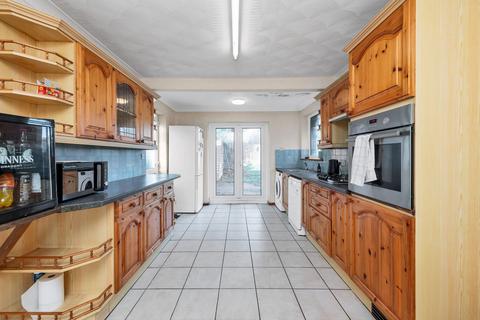 3 bedroom semi-detached bungalow for sale, Vicarage Avenue, Cambridge CB22