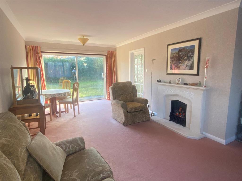 .livingroom.jpg