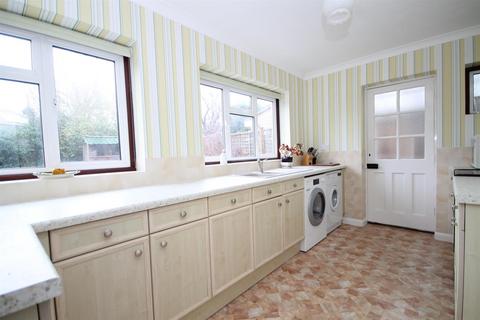 3 bedroom detached house for sale, NORWOOD ROAD, EFFINGHAM, KT24