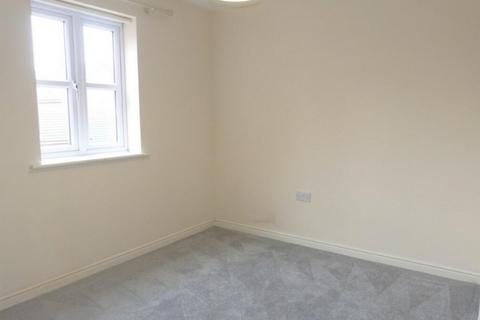 2 bedroom apartment to rent, Beaumont Court, London, SW19