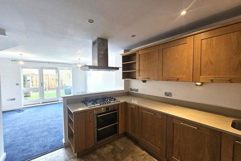 4 bedroom house to rent, Canterbury