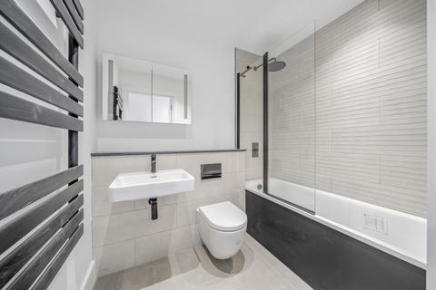 2 bedroom flat to rent, Mitcham Lane, London, SW16