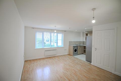 2 bedroom apartment to rent, Edison Way, Arnold, Nottingham