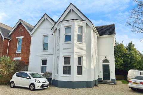 2 bedroom apartment for sale, Charmouth Grove, Poole, Dorset