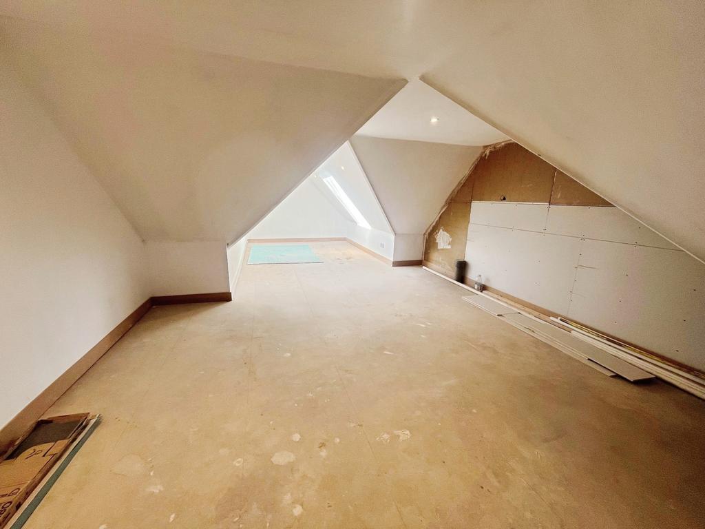 Loft Room 2