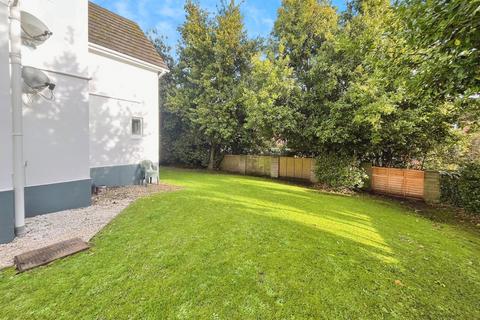2 bedroom apartment for sale, Charmouth Grove, Poole, Dorset