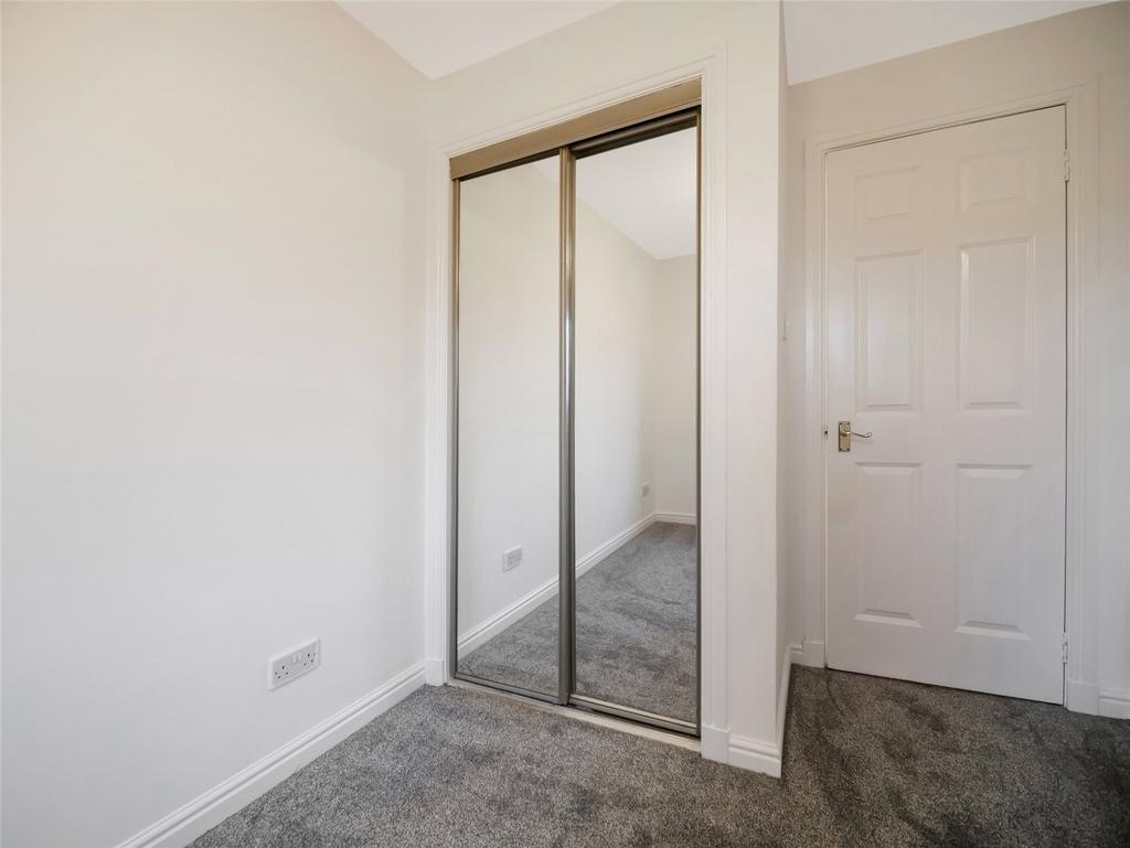 Bedroom 2.2