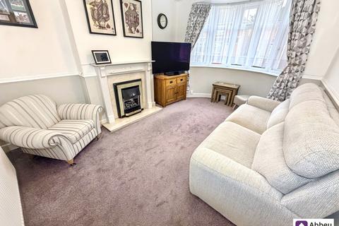2 bedroom semi-detached house for sale, Roydene Crescent, Leicester, LE4