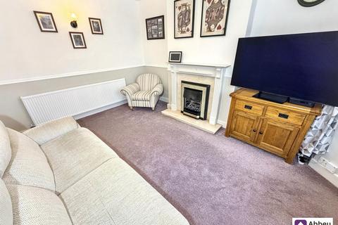 2 bedroom semi-detached house for sale, Roydene Crescent, Leicester, LE4
