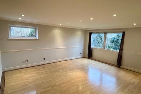 1 bedroom flat to rent, Warminster Road, London SE25