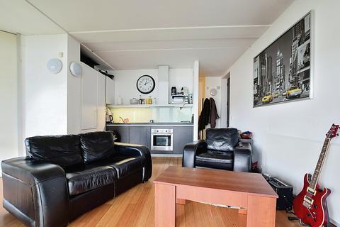 Woodfield Road, Altrincham, Greater Manchester, WA14