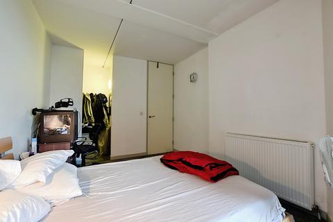 2 bedroom flat to rent, Woodfield Road, Altrincham, Greater Manchester, WA14