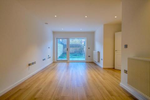 2 bedroom duplex for sale, Woolwich New Road, Woolwich, London, SE18