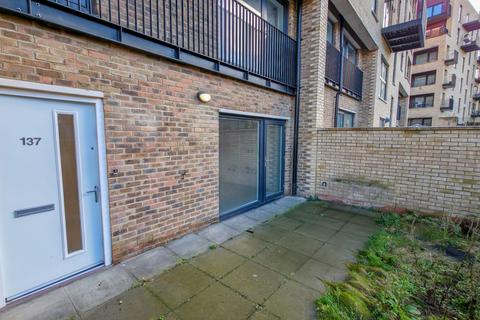 2 bedroom duplex for sale, Woolwich New Road, Woolwich, London, SE18