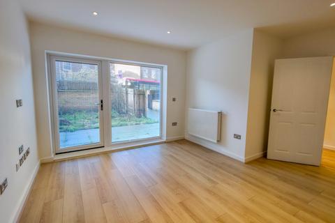 2 bedroom duplex for sale, Woolwich New Road, Woolwich, London, SE18