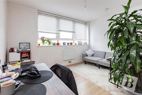 1 bedroom apartment for sale, Canside, Meadow Walk, Chelmsford, Essex, CM1