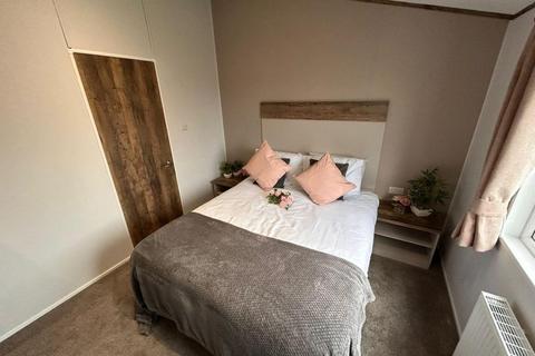 2 bedroom park home for sale, West Mersea Holiday Park
