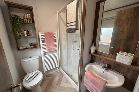 2 bedroom park home for sale, West Mersea Holiday Park