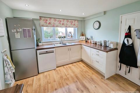3 bedroom end of terrace house for sale, Edinburgh Road, Stamford