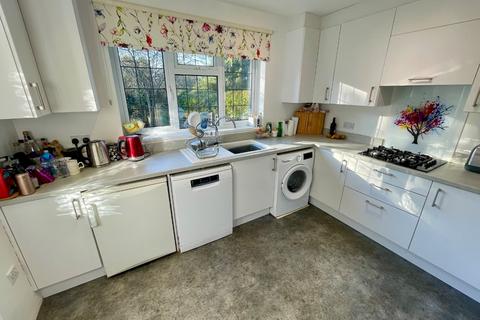 3 bedroom semi-detached house for sale, Knoll Rise, Luton, Bedfordshire, LU2 7JA