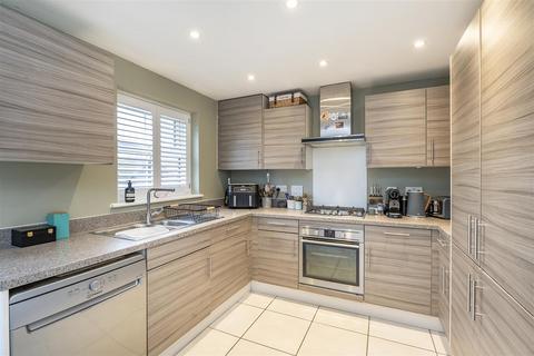 2 bedroom semi-detached house for sale, Probyn Close, Kimpton