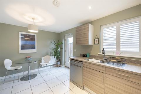 2 bedroom semi-detached house for sale, Probyn Close, Kimpton