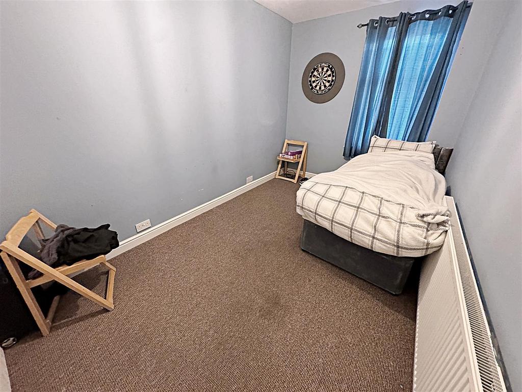 Bedroom/sitting room