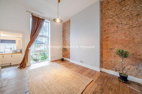 2 bedroom flat to rent, Christchurch Road, London, SW2