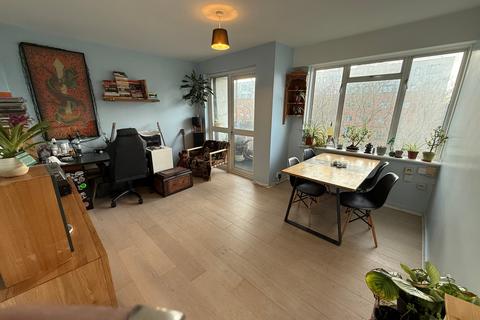 3 bedroom apartment for sale, Shoot up Hill