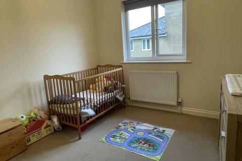 2 bedroom apartment to rent, Cross Street, Newport, Isle of Wight