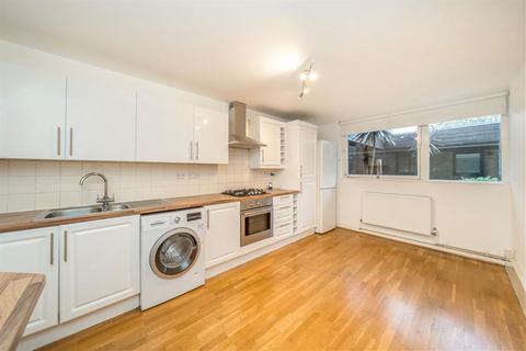 4 bedroom flat for sale, Oakey Lane, London SE1