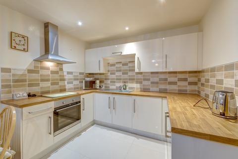 2 bedroom apartment for sale, Grove Court, Worksop, S80