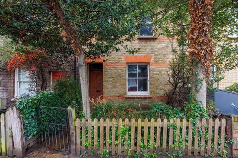 undefined, 45 Albion Road, Twickenham, Middlesex, TW2 6QJ