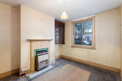 undefined, 45 Albion Road, Twickenham, Middlesex, TW2 6QJ