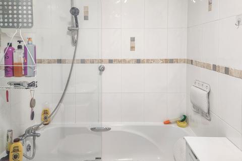 2 bedroom flat for sale, Barleyfield Mews, Burnley BB12