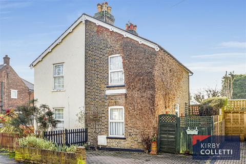 2 bedroom semi-detached house for sale, Westlea Road, Broxbourne