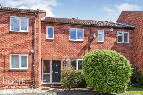 2 bedroom terraced house for sale, Brunel Close, London