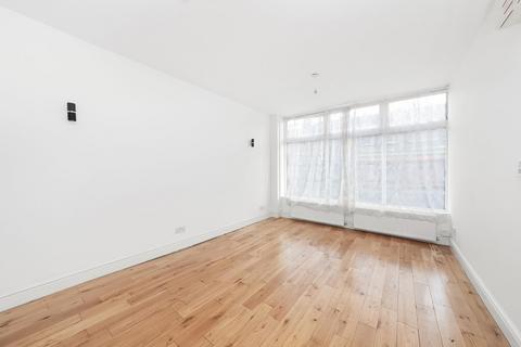3 bedroom apartment for sale, Norwood High Street, West Norwood, London, SE27