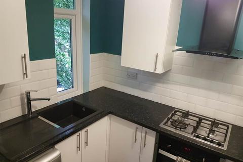1 bedroom flat to rent, Range Road, Manchester M16