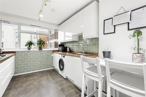 3 bedroom apartment for sale, Chatham Road, London, SW11