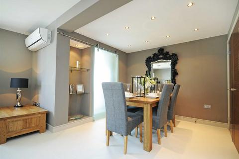 3 bedroom apartment to rent, Boydell Court, St Johns Wood Park, St Johns Wood