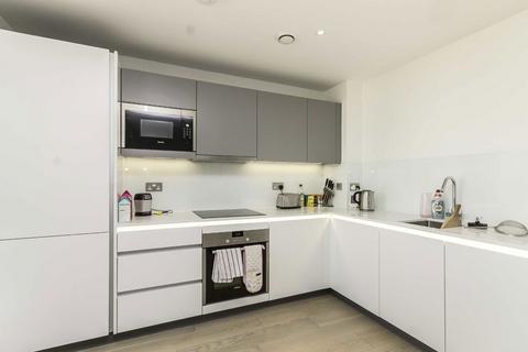 2 bedroom flat to rent, Singapore Road, West Ealing W13