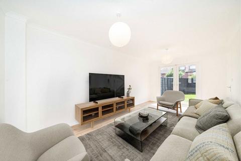 3 bedroom terraced house for sale, Simms Road, London SE1