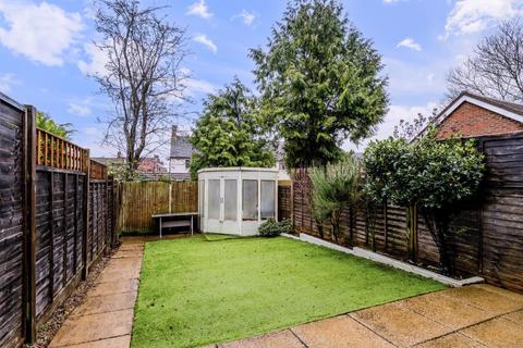 2 bedroom house for sale, Hayton Crescent, Tadworth