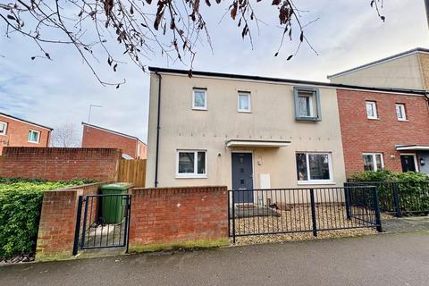 2 bedroom end of terrace house for sale, London Road, Peterborough