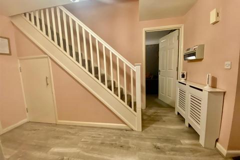 2 bedroom end of terrace house for sale, London Road, Peterborough