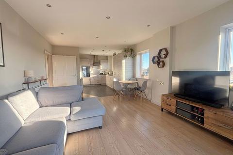 1 bedroom flat for sale, 1 Thornbury Way, Walthamstow E17