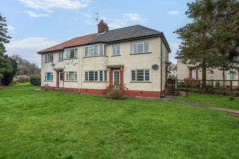 2 bedroom flat for sale, Otley Road, Adel