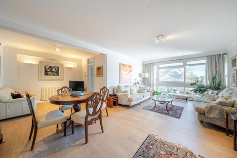3 bedroom flat for sale, Putney Hill, London, SW15