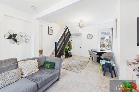 3 bedroom terraced house for sale, John Street, Barry, CF63